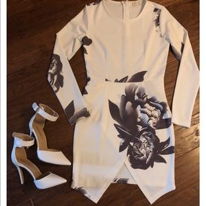 Sexy split front dress. Soft print. Never worn.